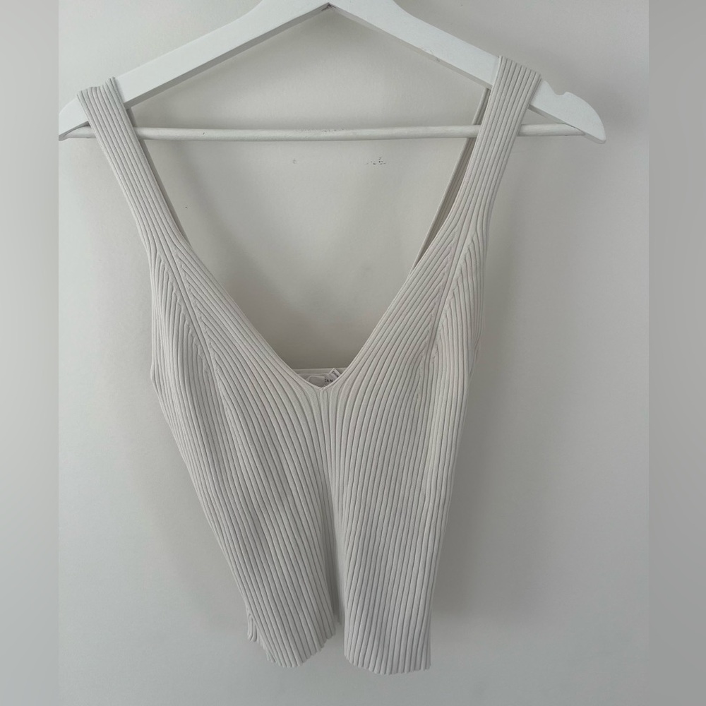 Good American Cream Ribbed Camisole